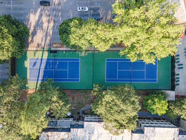 7 Cantey Place NW, Atlanta, GA 30327