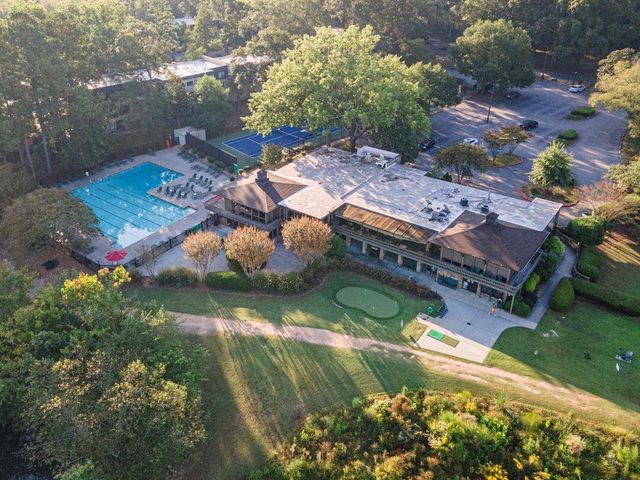 7 Cantey Place NW, Atlanta, GA 30327