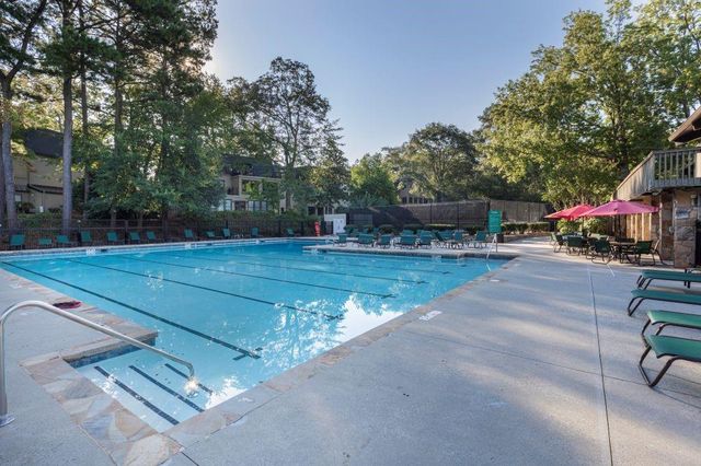 7 Cantey Place NW, Atlanta, GA 30327