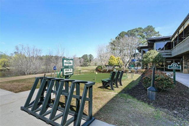 7 Cantey Place NW, Atlanta, GA 30327