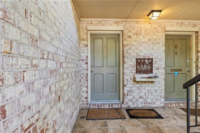 7 Cantey Place NW, Atlanta, GA 30327