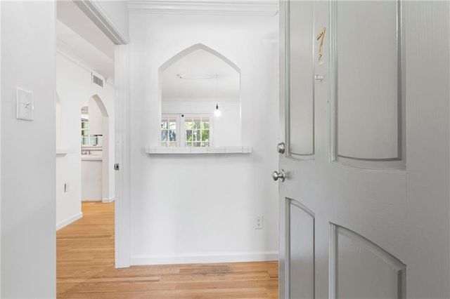 7 Cantey Place NW, Atlanta, GA 30327