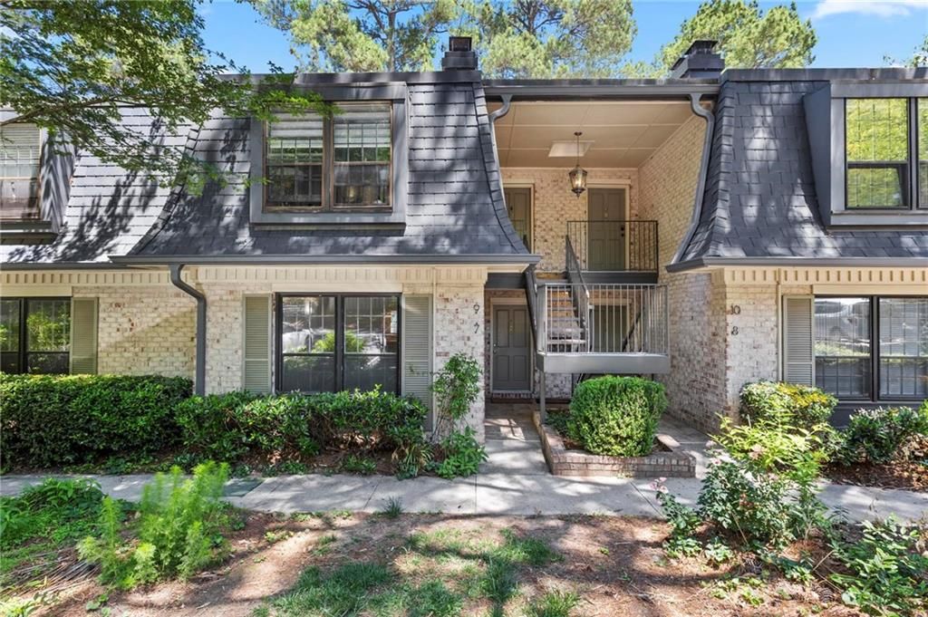 7 Cantey Place NW, Atlanta, GA 30327