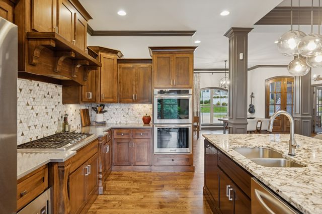 1597 Boardwalk Pl, Gallatin, TN 37066