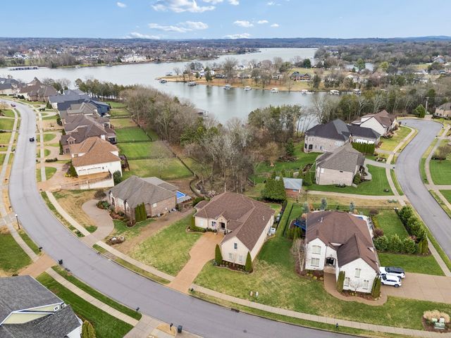 1597 Boardwalk Pl, Gallatin, TN 37066