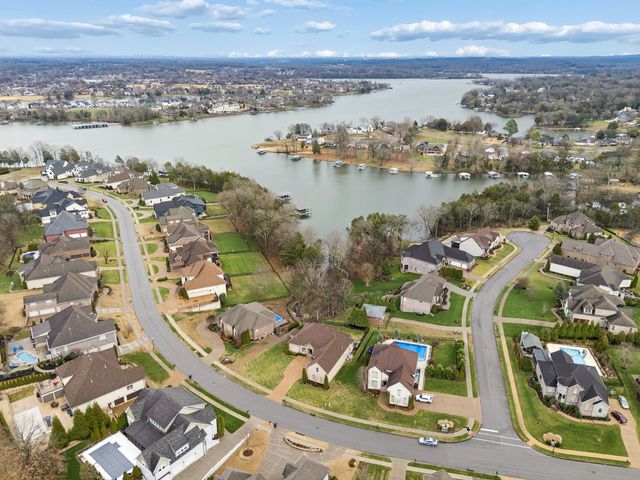 1597 Boardwalk Pl, Gallatin, TN 37066