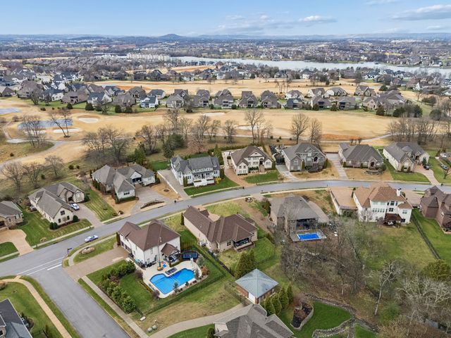 1597 Boardwalk Pl, Gallatin, TN 37066