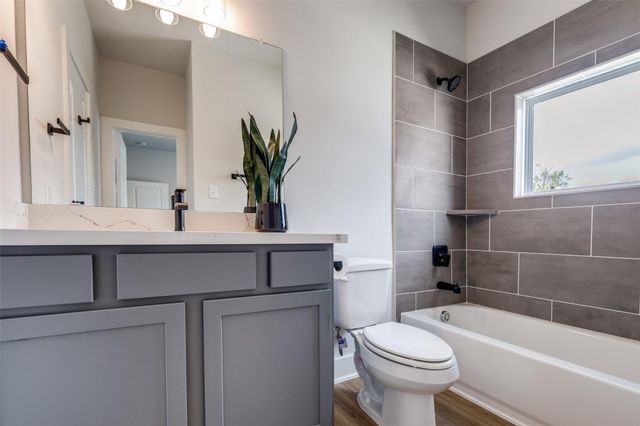 13131 Perennial Springs Dr, Houston, TX 77048