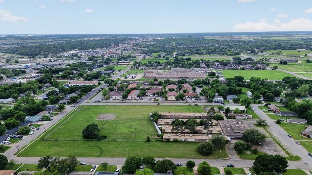 3005 Division Street, Greenville, TX 75401