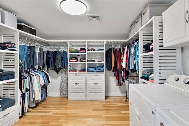 3 Pallas Street, Providence, RI 02903