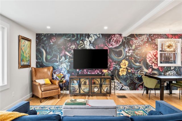 3 Pallas Street, Providence, RI 02903