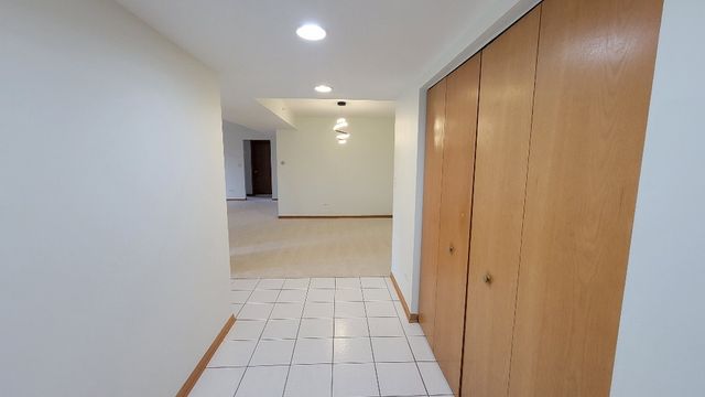 18100 Rita Road 2D, Tinley Park, IL 60477