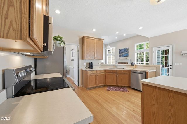 8900 Eaglebrook Court, Raleigh, NC 27617
