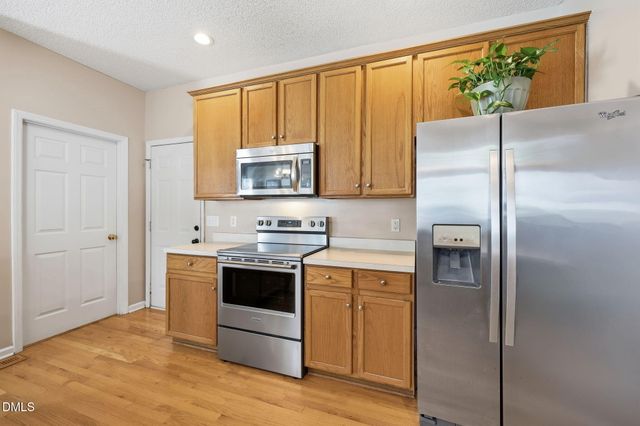 8900 Eaglebrook Court, Raleigh, NC 27617