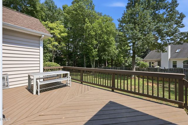 8900 Eaglebrook Court, Raleigh, NC 27617