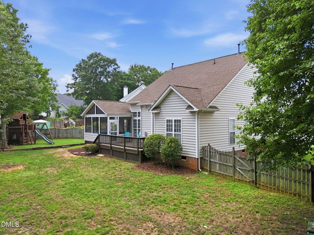 8900 Eaglebrook Court, Raleigh, NC 27617