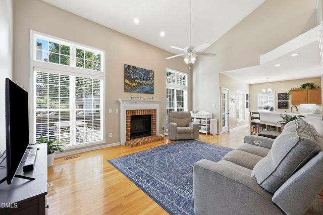 8900 Eaglebrook Court, Raleigh, NC 27617