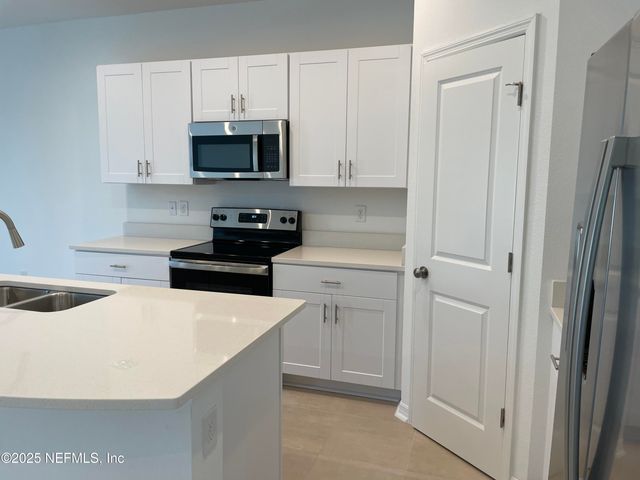 13096 BACHARA Way, Jacksonville, FL 32218