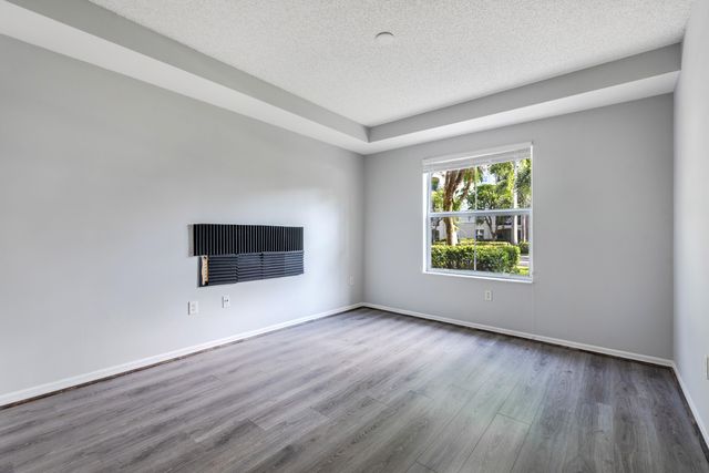 1106 Tuscany Way, Boynton Beach, FL 33435