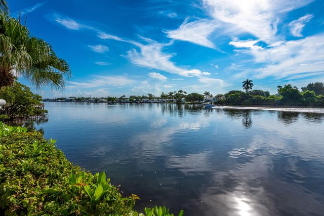1106 Tuscany Way, Boynton Beach, FL 33435