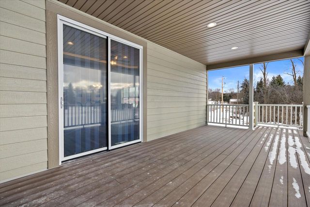 7046 Stonewood LANE, Lannon, WI 53046