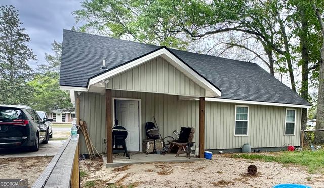 412 Morris Street, Glennville, GA 30427