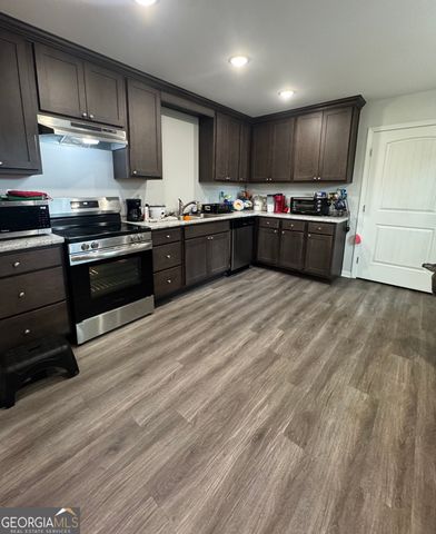 412 Morris Street, Glennville, GA 30427