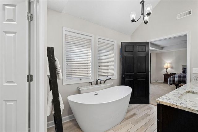 3850 W 183rd Street, Stilwell, KS 66085