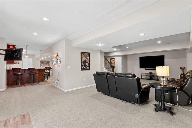 3850 W 183rd Street, Stilwell, KS 66085