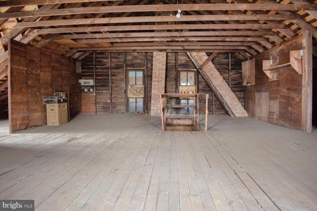 128 E MARKET ST, Williamstown, PA 17098