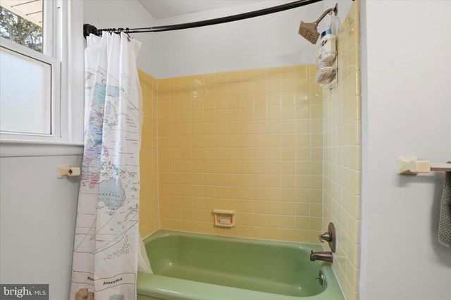 107 HILLDALE RD, Cheltenham, PA 19012