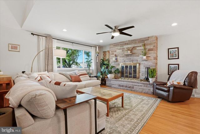 107 HILLDALE RD, Cheltenham, PA 19012