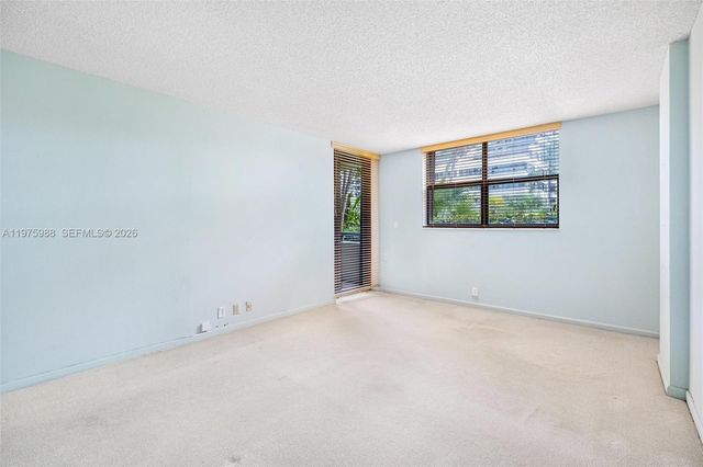 170 Ocean Lane Dr 310, Key Biscayne, FL 33149