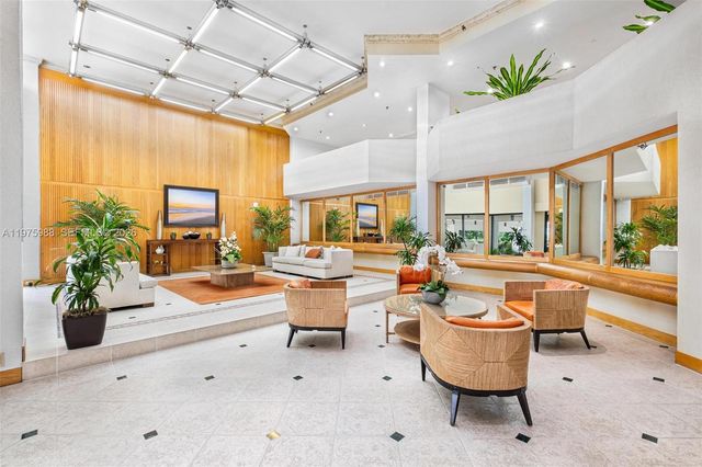 170 Ocean Lane Dr 310, Key Biscayne, FL 33149