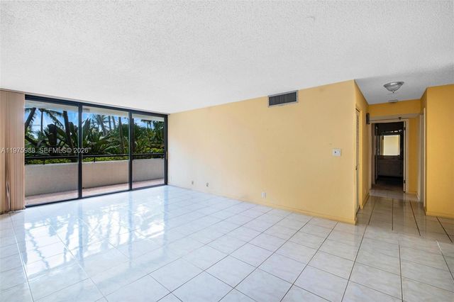 170 Ocean Lane Dr 310, Key Biscayne, FL 33149