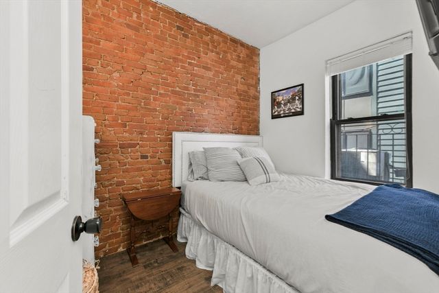 158 F St 2, Boston, MA 02127