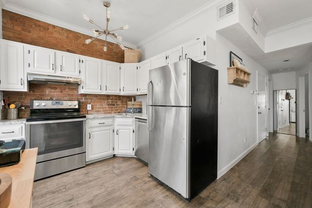 158 F St 2, Boston, MA 02127