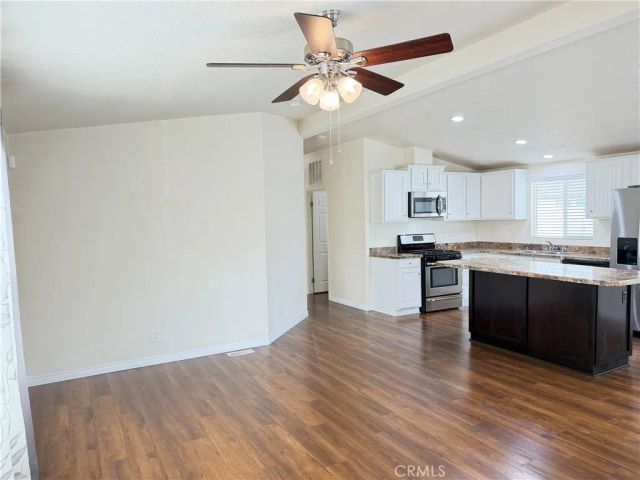 3700 Buchanan 212, Riverside, CA 92503