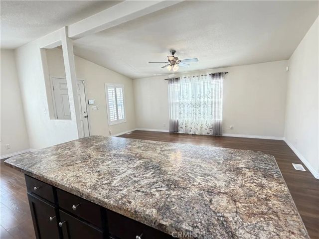 3700 Buchanan 212, Riverside, CA 92503