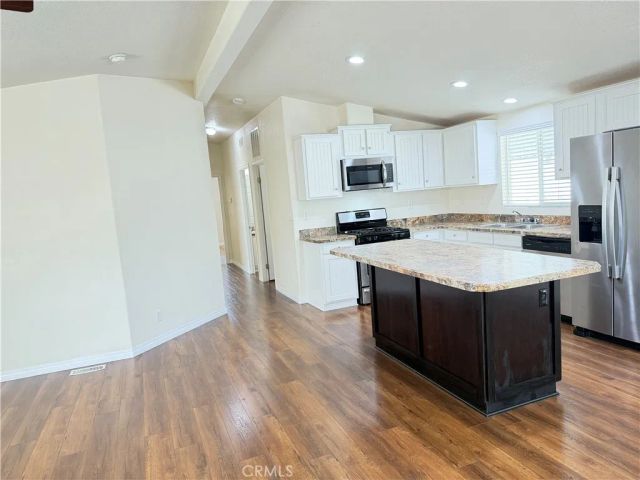 3700 Buchanan 212, Riverside, CA 92503