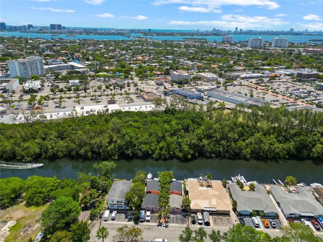 13185 Emerald Dr 2, North Miami, FL 33181