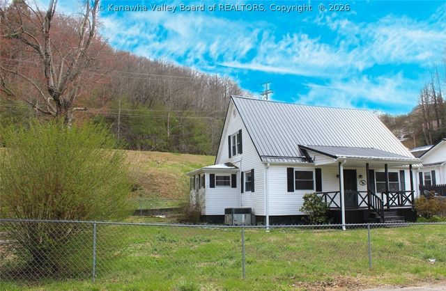 53 Meadow Breeze Lane, Kermit, WV 25674