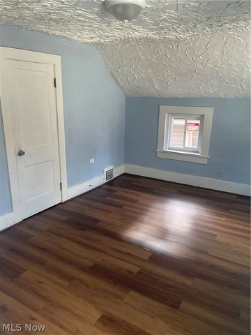 2125 SW 7th Street SW, Akron, OH 44314