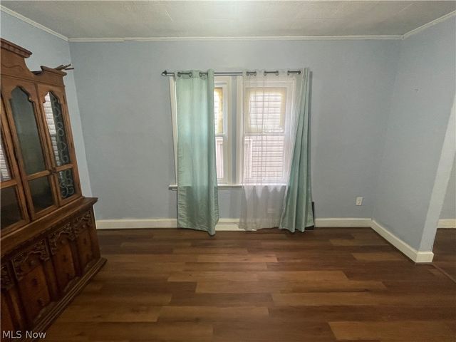 2125 SW 7th Street SW, Akron, OH 44314