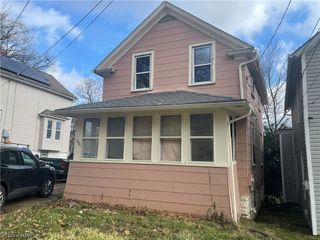 2125 SW 7th Street SW, Akron, OH 44314