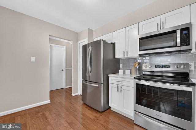 9696 POINDEXTER CT, Burke, VA 22015