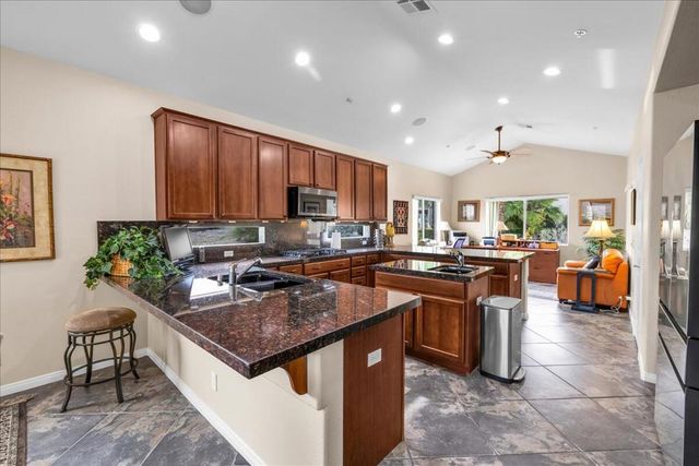 2964 Lantana Court, Palm Springs, CA 92264