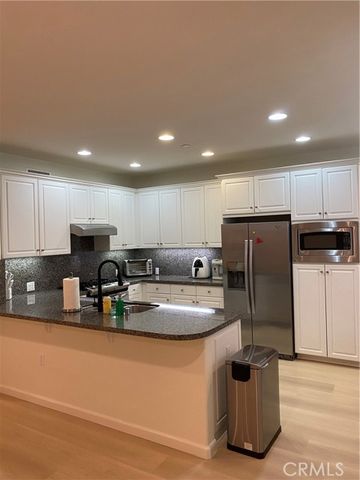 67 City Stroll, Irvine, CA 92620