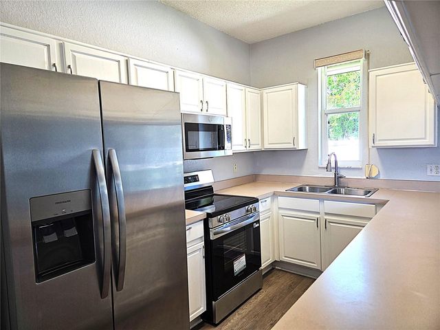 11641 59TH STREET N, Pinellas Park, FL 33782