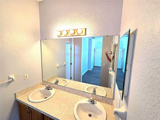11641 59TH STREET N, Pinellas Park, FL 33782